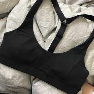 Lululemon sports bra!!